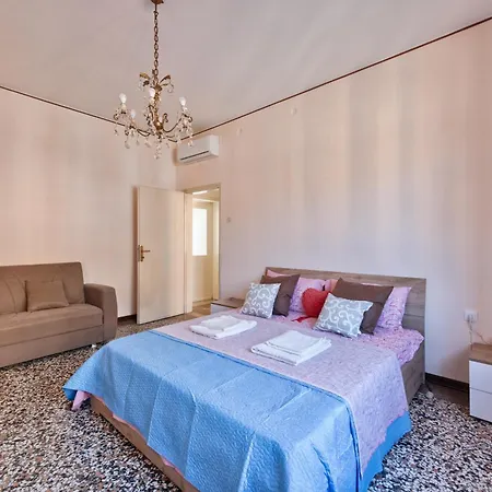 Venice Magic Night Guest house Mestre
